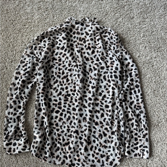 Express Blouse Ruffled Buttoned slim fit Leopard Print sheer shirt Size Medium - Picture 2 of 9